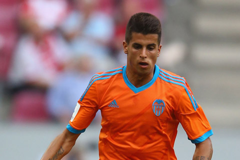 Cancelo đang là trụ cột của Valencia