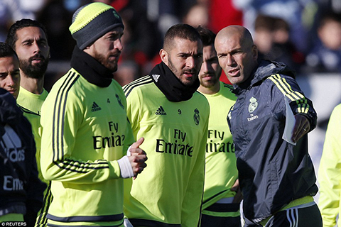 Zidane yêu cầu học trò tập nặng sau kỳ nghỉ Giáng sinh