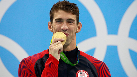 Siêu kình ngư Michael Phelps được nhận giải thưởng 