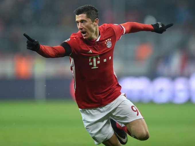 Robert Lewandowski (Bayern Munich): 34 bàn sau 45 trận