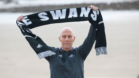 Bradley bị sa thải dù mới dẫn dắt Swansea chưa đầy 3 tháng