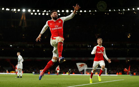 Giroud luôn biết cách ghi những bàn thắng quan trọng