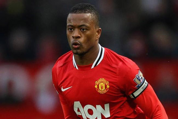 Patrice Evra: từ Monaco đến M.U vào tháng 1/2006