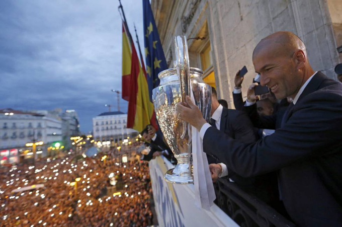 Zidane chia sẻ rằng điều tuyệt vời nhất ông đạt được cùng Real trong 1 năm qua là chức vô địch Champions League và không hề có điều tệ hại nhất vì ông chỉ nhìn vào những thứ tích cực