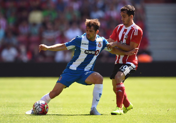 8. Víctor Sánchez (Espanyol): Tắc bóng: 111; Đánh chặn: 87; Số lần tắc bóng và đánh chặn trung bình mỗi trận: 7,2