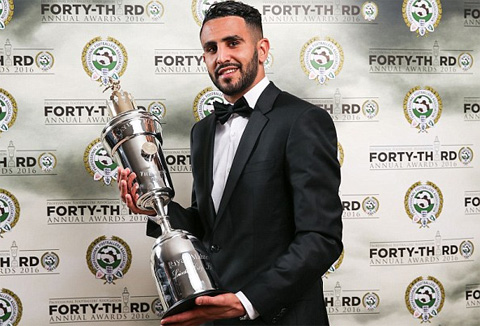 Sau khi mang về chức vô địch cho Leicester, Mahrez đã được bầu là cầu thủ hay nhất giải Ngoại hạng Anh 2015/16