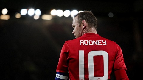 Rooney, kẻ vô duyên với derby nước Anh