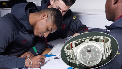 Rashford tìm được đồng hồ thất lạc giá 20.000 bảng