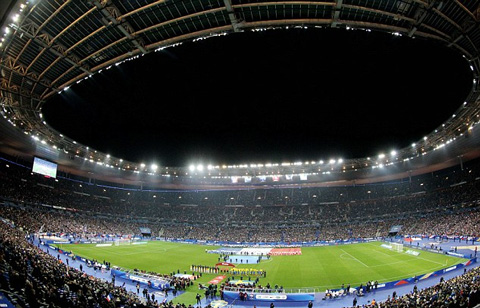 4. Stade de France (Pháp - sức chứa: 81.338 người): Thật tiếc khi ĐT Pháp với lực lượng hùng hậu đã không thể nâng cao chức vô địch EURO 2016 trên sân nhà.