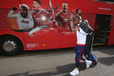 Ashley Young đang sẵn sàng lên đường sang Trung Quốc để nhận mức lương 16 triệu bảng/năm