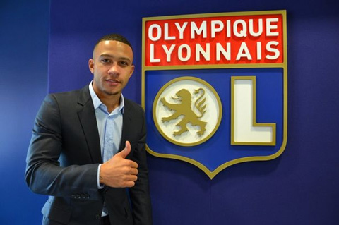 Depay đã phải sang Lyon vì thi đấu kém cỏi tại M.U