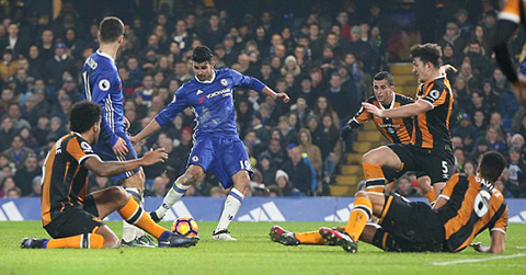 Costa ghi bàn trong trận đấu thứ 100 cho Chelsea