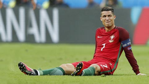 Cristiano Ronaldo phiên bản 2016: Viết anh hùng ca từ tấn bi kịch