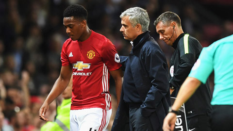 Mối quan hệ giữa Martial và Mourinho đang tốt lên?