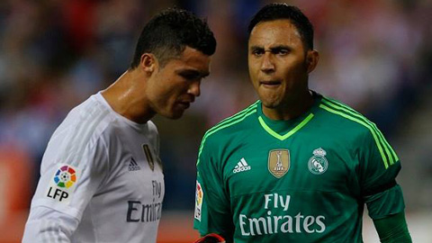 Tin giờ chót 1/2: Ronaldo bị tổn thương vì fan la ó