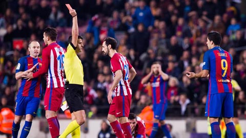 Dư âm Barca - Atletico: Tâm điểm là trọng tài Manzano