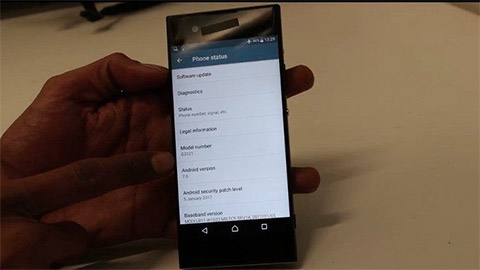 Xperia XA2 chạy Android 7 lộ ảnh thực tế