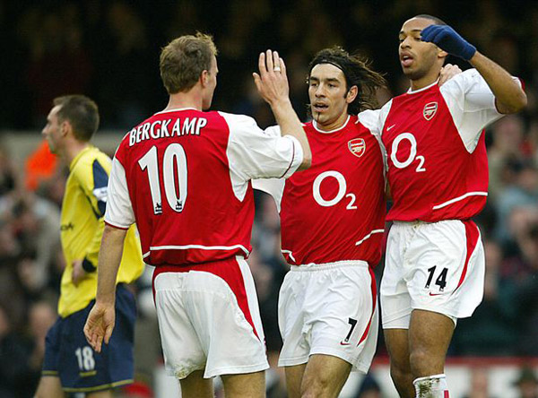 Arsenal - Số lần: 38 - Người lập công: Thierry Henry (8 lần), Andrei Arshavin, Kevin Campbell (2 lần), Ian Wright (5 lần), Dennis Bergkamp, Nicolas Anelka, Nwanko Kanu, Marc Overmars, Ray Parlour, Sylvain Wiltord, Robert Pires, Jermaine Pennant, Freddie Ljungberg, Emmanuel Adebayor (3 lần), Theo Walcott (3 lần), Robin van Persie (3 lần), Santi Cazorla, Alexis Sanchez (2 lần), Olivier Giroud 