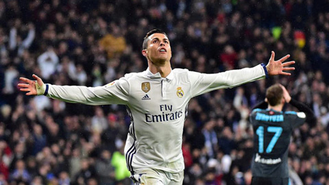 Ronaldo, hiệp sĩ cai quản địa hạt 1/8 Champions League
