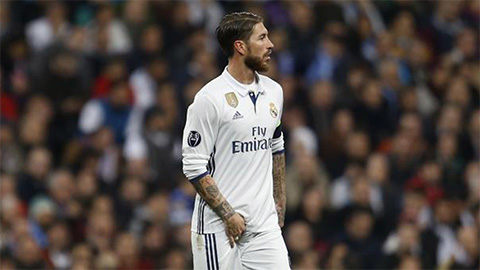 Real mất Ramos ở trận gặp Espanyol