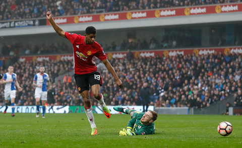 Rashford ghi bàn gỡ hòa 1-1 cho M.U