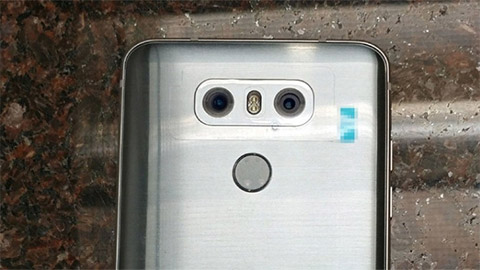 LG G6 lộ ảnh thực tế có vỏ kim loại, camera kép