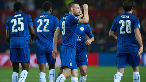 Vardy ghi bàn nhen nhóm hy vọng cho Leicester