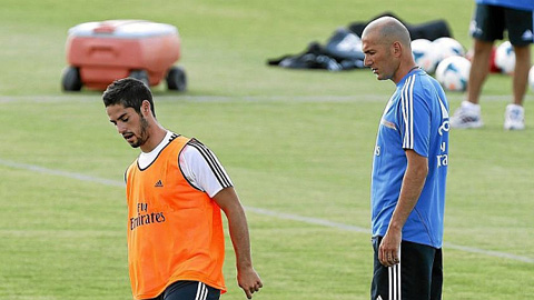 Zidane giận tím mặt vì thái độ của Isco