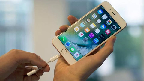 iPhone 8 sẽ thay Lightning bằng USB Type-C
