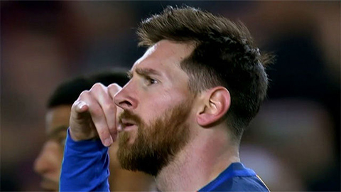 Cuộc đua chiếc giày Vàng: Aubameyang gọi, Messi trả lời