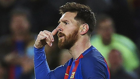 Lý giải màn ăn mừng đầy ẩn ý của Messi