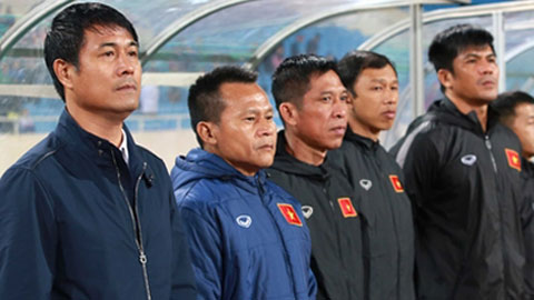 HLV Hữu Thắng giữ nguyên dàn "phó tướng" cho vòng loại Asian Cup 2019