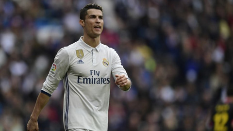 Ronaldo trở lại ở trận Real tái đấu Napoli tại vòng 1/8 Champions League