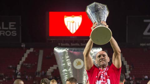 Hợp đồng của GĐTT Monchi với Sevilla còn hạn đến năm 2020