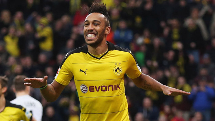 Pierre-Emerick Aubameyang (Dortmund): Ở kỳ chuyển nhượng mùa Hè vừa qua, Real đang rất khát khao có được tiền đạo người Gabon tuy nhiên họ chỉ nhận được cái lắc đầu từ Dortmund