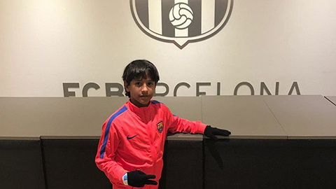 Barca phủ nhận tin đồn ve vãn sao mai 11 tuổi người Brazil