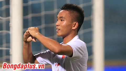 HLV Hoàng Anh Tuấn thở phào với “người hùng” của U20 Việt Nam