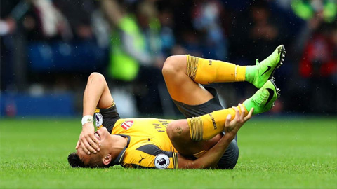 Sanchez chấn thương, Arsenal thiệt đơn thiệt kép sau trận thua West Brom