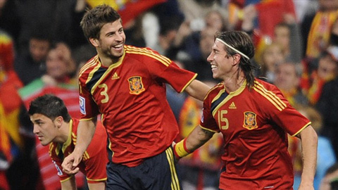 Ramos và Pique có thể xem là biểu trưng của mối quan hệ Real và Barca