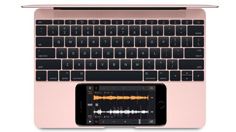 iPhone + iPad = MacBook