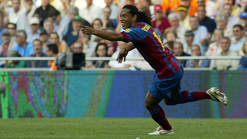 Neymar sẽ phải cố gắng rất nhiều nếu muốn sánh ngang đàn anh Ronaldinho