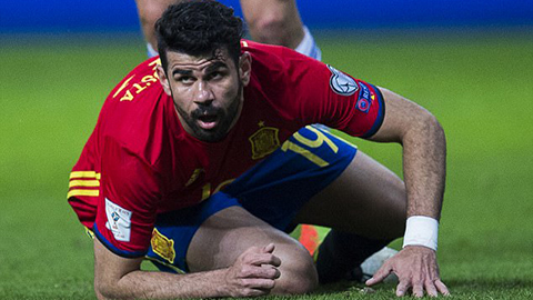 Diego Costa dính chấn thương mắt cá trước trận gặp Pháp