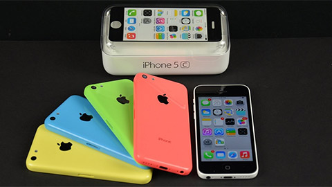 iPhone 5C náo loạn thị trường di động Việt khi có giá 1,2 triệu đồng