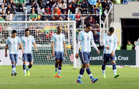 Argentina được Viagra tiếp sức vẫn không đá sung lên được trước Bolivia
