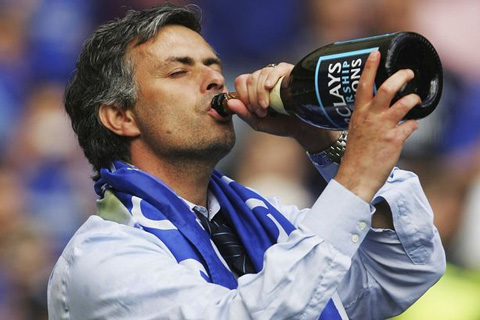 Nhờ Mourinho, Chelsea có lượng fan hùng hậu nhất tại Bồ Đào Nha