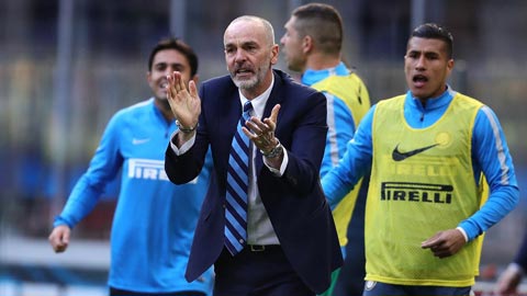 HLV Pioli sẽ ở lại Inter cho tới cuối mùa giải 2017/18