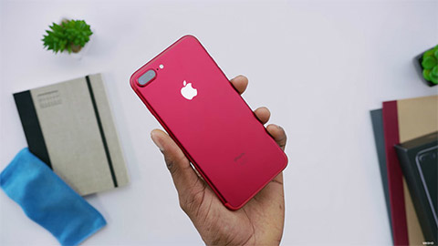 iPhone 7 Plus màu đỏ giảm giá mạnh chỉ sau vài ngày về Việt Nam