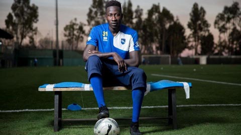 Mamadou Coulibaly ra mắt Serie A: Sống chết cũng phải đá bóng