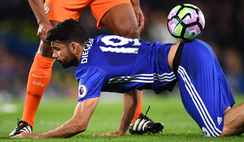 Costa xuống phong độ khiến gánh nặng ghi bàn đặt hết lên vai Hazard