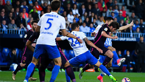 Barca mất oan penalty ở trận thua Malaga